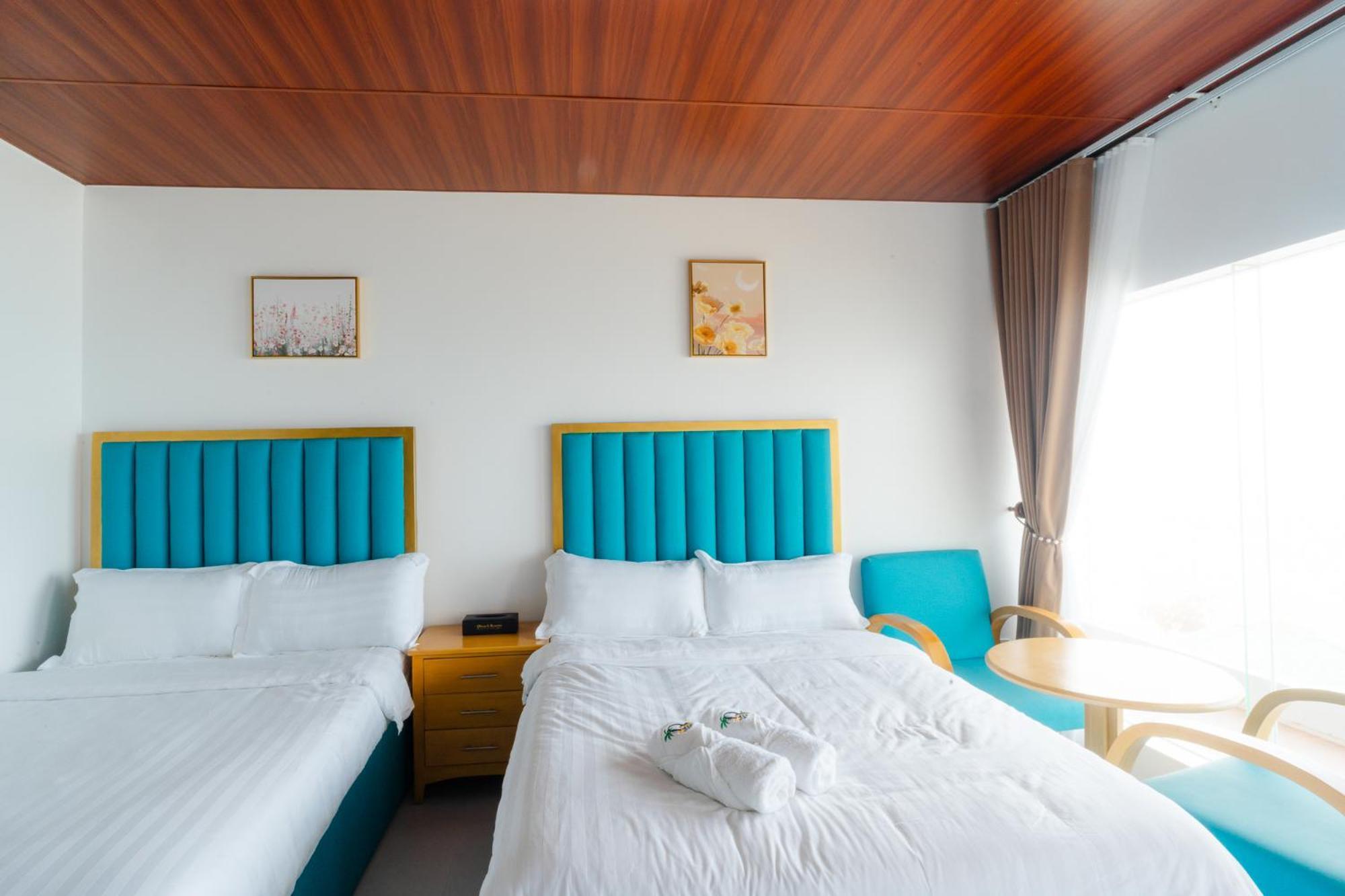 Q Beach Resort Cabangan Eksteriør bilde