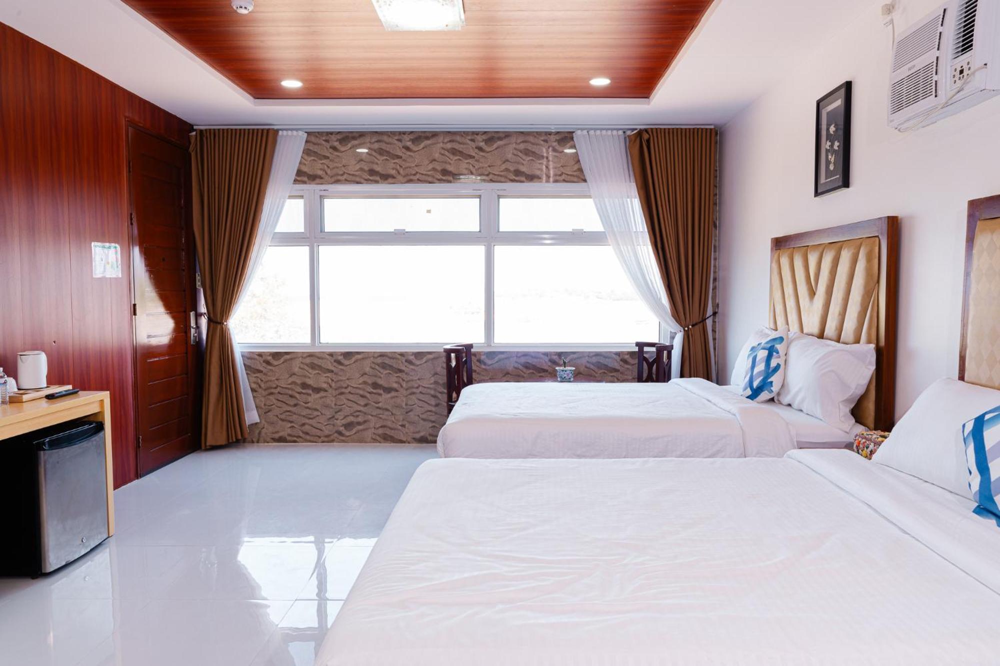 Q Beach Resort Cabangan Eksteriør bilde