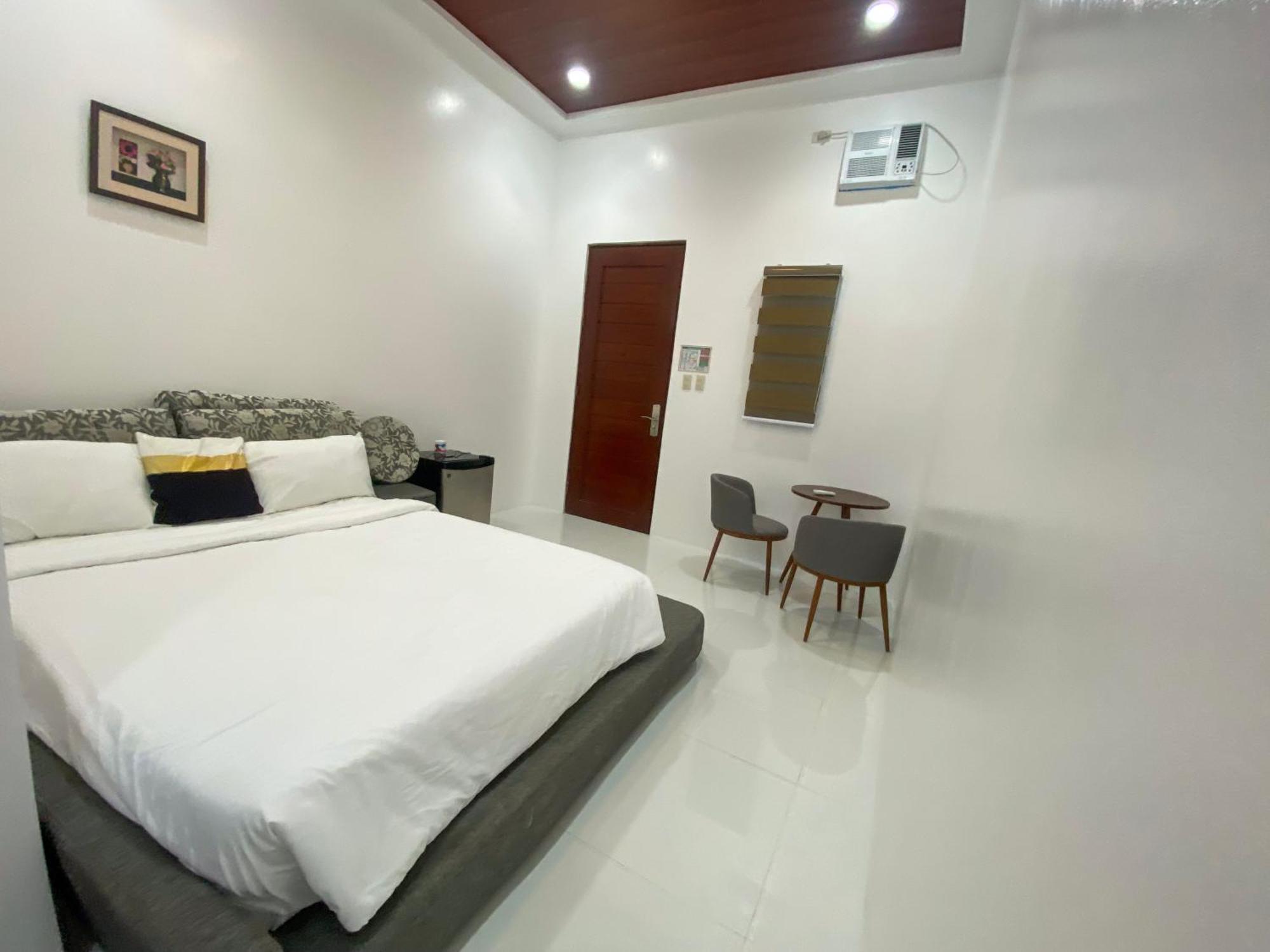 Q Beach Resort Cabangan Eksteriør bilde